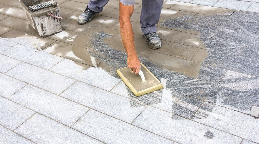Professional gutter cleaning in Lamont, WA